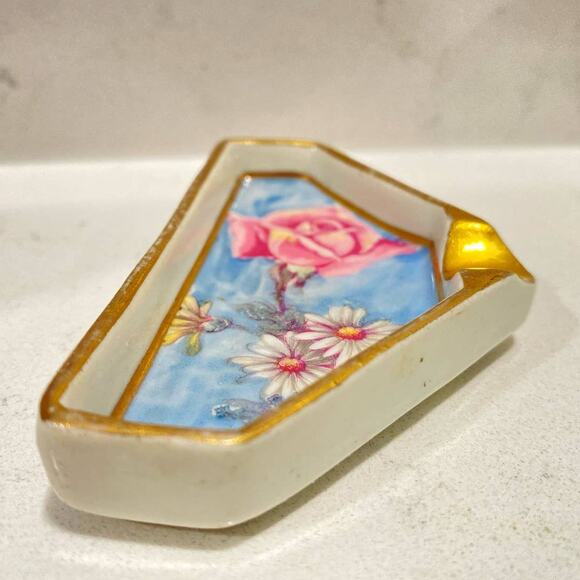 Vtg Limoges Made in France Small Ashtray/Trinket Rose Hand Painted Golden Detail - Picture 6 of 7